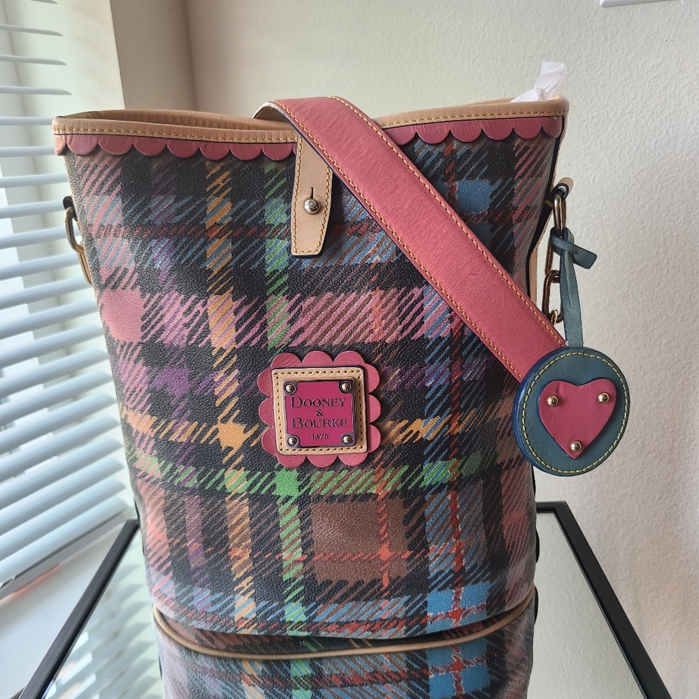 DOONEY & BOURKE WITH COA women's shoulder bag